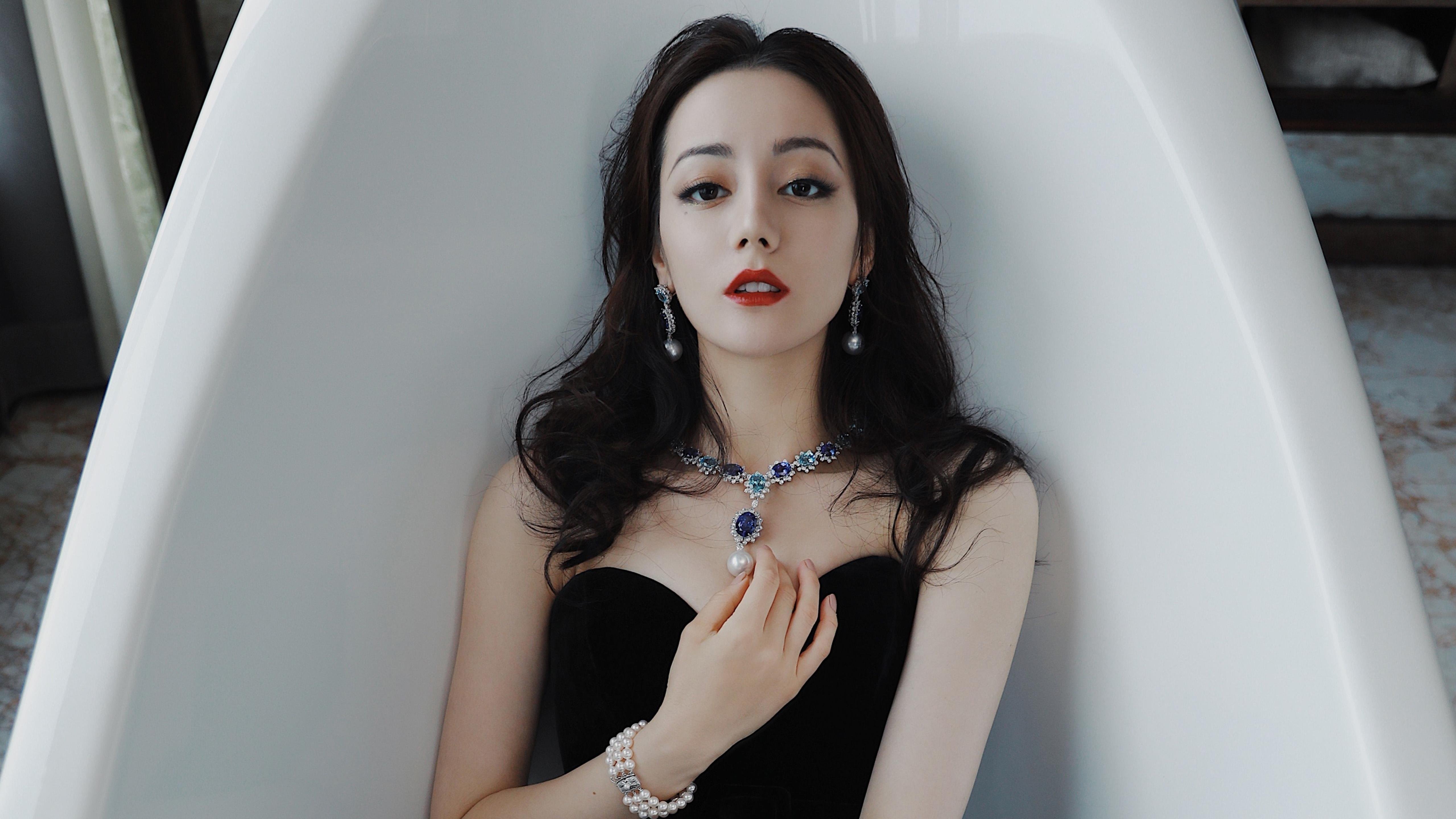 中国足球俱乐部联合社区学校建立足球共建模式,区足球协会怎样成立