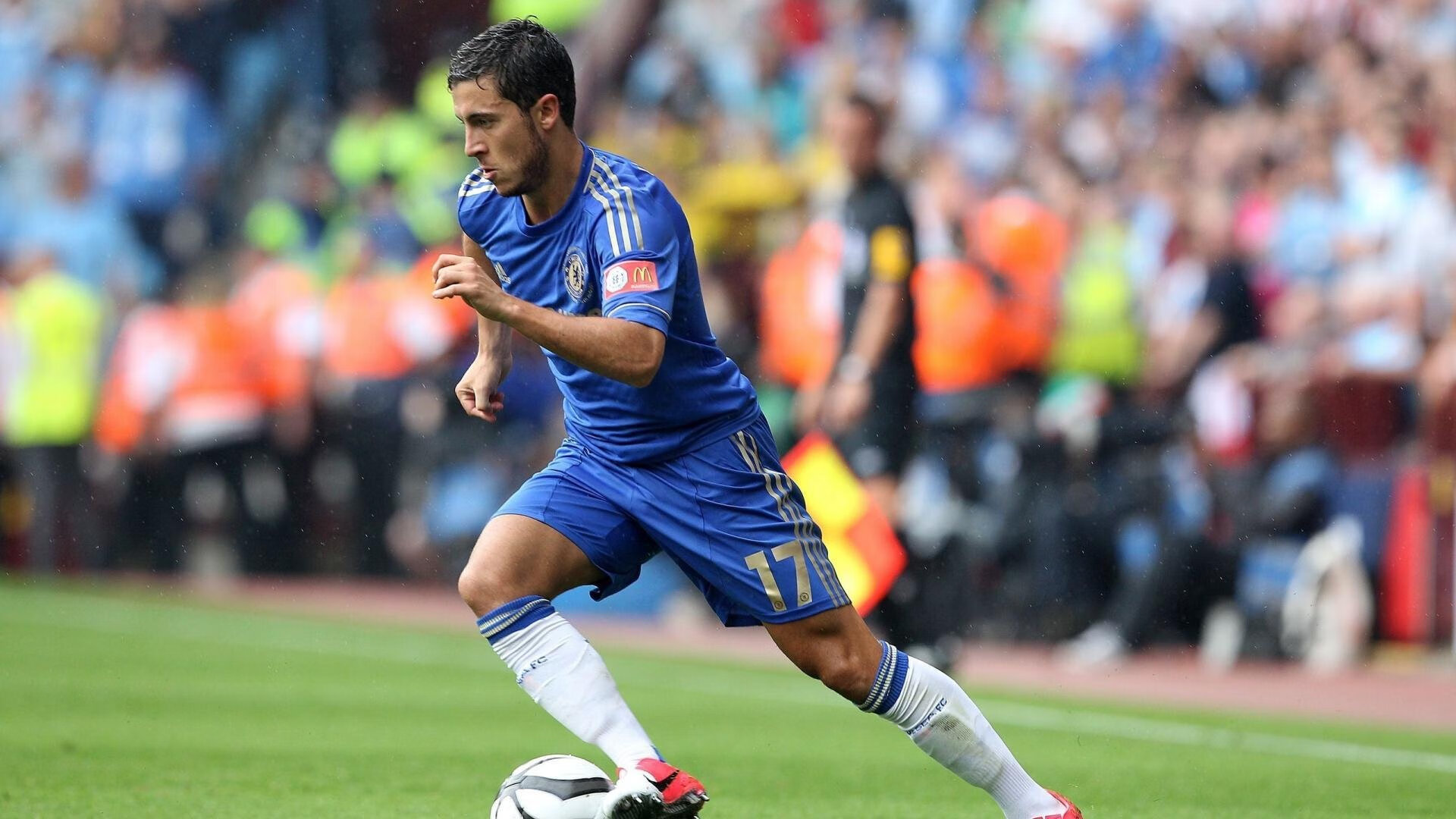 九游体育官方网站-热血沸腾的台球比赛：现场气氛达到了高潮，台球比赛经典视频